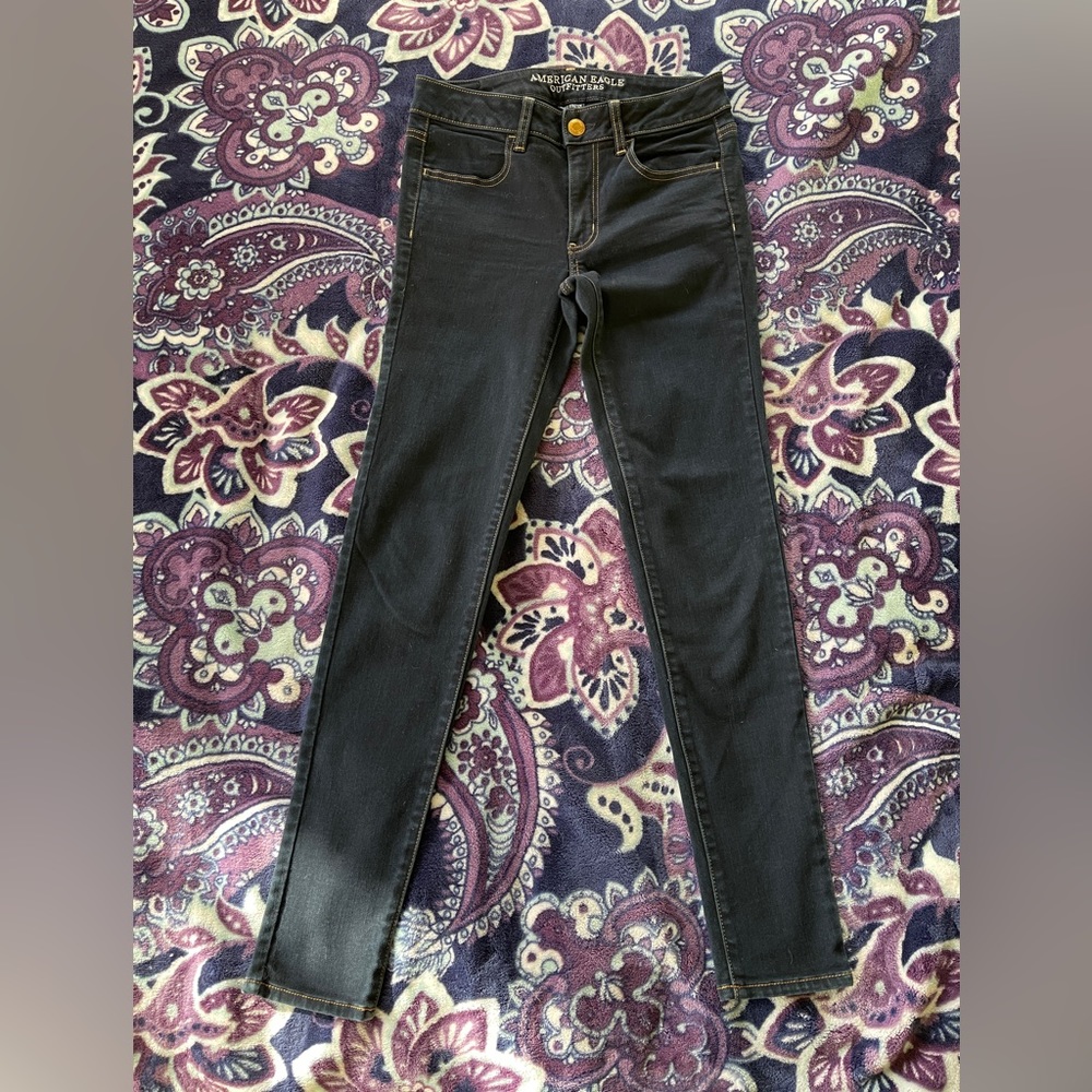 AE Outfitters NWOT Dark Blue Jeggings